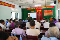 Đồn Biên phòng Hòa Minh: Tuyên truyền phổ biến dự thảo Luật đơn vị Hành chính-Kinh tế đặc biệt và Luật An ninh mạng cho ngư dân.