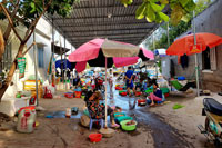 “Chợ” hải sản tự phát trên đường Trưng Nhị nay đã có nơi buôn bán ổn định