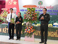 Bà Vũ Thị Ngọc Liên tái cử Chủ tịch Hội Cựu TNXP tỉnh