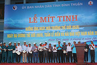 Bình Thuận mít tinh hưởng ứng Ngày Môi trường thế giới