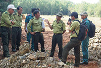 Hàm Thuận Nam: Phạt hành chính đối tượng phá rừng, chiếm đất nông nghiệp