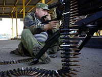 Tình trạng sử dụng vũ khí hạng nặng gia tăng tại miền Đông Ukraine