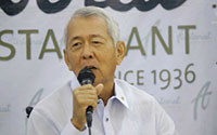 Ngoại trưởng Philippines lên tiếng về Biển Đông