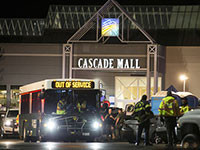 Mỹ truy tìm tay súng giết 5 người ở trung tâm thương mại