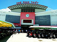 Ban quản lý chợ Phan Thiết nợ lương người lao động
