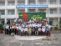 Hội Cựu tù chính trị Bình Thuận giao lưu với trường THPT Lý Thường Kiệt