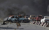 Vụ đánh bom xe liều chết xảy ra trong khu vực ngoại giao đoàn và cơ quan chính phủ ở Kabul vào sáng 31/5 khiến 90 thiệt mạng, 463 người bị thương.