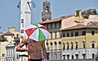 Italia ban hành cảnh báo đỏ vì nắng nóng khủng khiếp