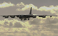 Máy bay ném bom B-52 của Mỹ bay sát các đảo ở Biển Đông