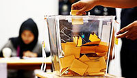 Bầu cử Malaysia: Cuộc cạnh tranh khốc liệt nhất lịch sử