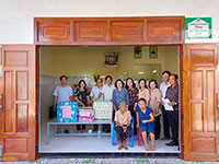 Bàn giao nhà tình thương và tặng quà cho học sinh nghèo xã Phong Phú