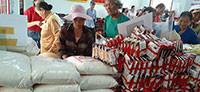 Hàm Thuận Nam:  Phong phú các mặt hàng tại “Chợ Nhân đạo”