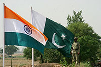 Quân đội Pakistan bắn hạ máy bay do thám của Ấn Độ