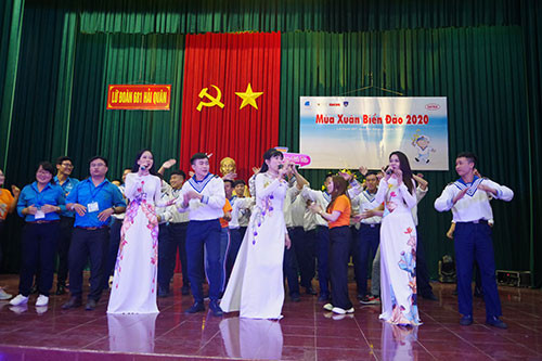 Youth joined cultural exchange for Vietnam’s sea and islands