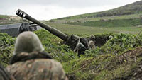Nga kêu gọi Armenia và Azerbaizan nhanh chóng ngừng bắn