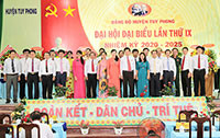 Bế mạc Đại hội đại biểu Đảng bộ huyện Tuy Phong lần thứ IX: