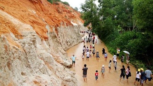 Binh Thuan’s beautiful landscapes through lens of the Australian cameras