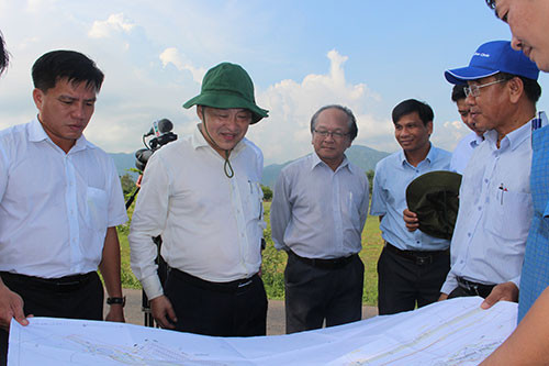 PPC Chairman makes a fact-finding trip to Vinh Hao- Phan Thiet expressway section