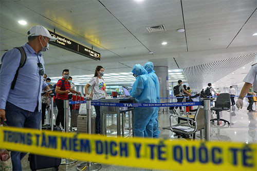 Binh Thuan to quarantine all incoming people from Tan Son Nhat airports