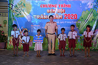 Trao 1.000 phần quà trung thu cho trẻ em xã Phan Thanh