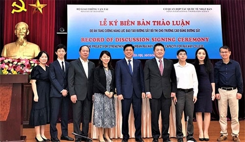JICA supports strengthening urban railway training capacity