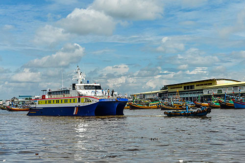 Binh Thuan arranges passenger ship for Phu Quy-Phan Thiet route amid Covid-19 pandemic scenario