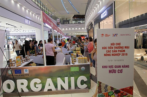 Hanoi Agriculture Fair features OCOP products from 26 cities and provinces