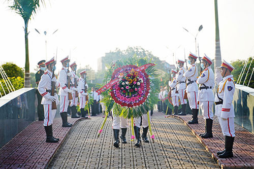 Binh Thuan Leaders pay tribute to fallen soldiers on 75 years of National Day
