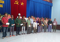 Trưởng Ban Dân vận Tỉnh ủy: Thăm chúc tết, tặng quà Hội thánh Cao Đài Tây Ninh tại Bình Thuận
