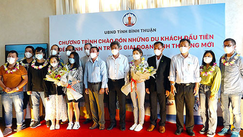 First tourists eagerly visit Binh Thuan in new normal period