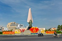 Tuyên truyền Ngày giải phóng quê hương và Quốc tế Lao động