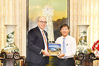 Chủ tịch tỉnh Lê Tuấn Phong tiếp, làm việc với Phó Tổng Lãnh sự Hoa Kỳ