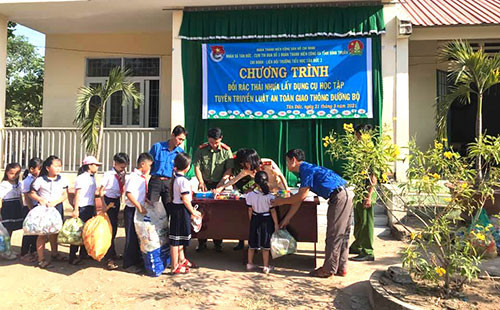 Program to encourage students to barter plastic waste for learning tools