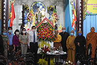 Lãnh đạo tỉnh thăm, chúc mừng Đại lễ Phật đản