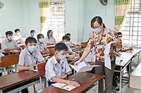 Ghi nhanh buổi thi đầu tiên tuyển sinh vào lớp 10: Công tác phòng dịch được thực hiện nghiêm