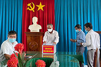 Hàm Thuận Bắc: 300 triệu đồng ủng hộ phòng chống dịch Covid-19