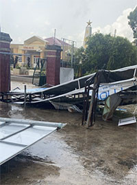 Hàm Thuận Bắc: Trên 10 căn nhà bị tốc mái do mưa kèm gió lốc