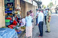 Phan Thiết: Các chợ, siêu thị vẫn mở cửa phục vụ người dân