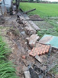 Bắc Ruộng (Tánh Linh): Mưa lớn kéo dài gây sạt lở, ngập lụt nhà dân, hoa màu