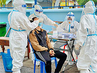Phan Thiết: Đồng loạt xét nghiệm sàng lọc virut SARS-CoV-2 trong cộng đồng