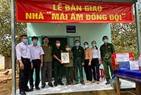 Trao nhà “Mái ấm đồng đội” cho cựu chiến binh khó khăn