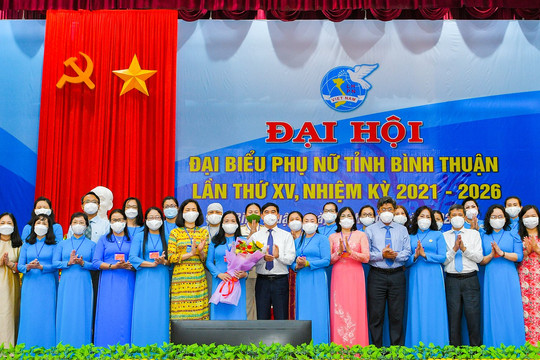 Bà Lê Thị Hải Yến tái cử Chủ tịch Hội LHPN tỉnh