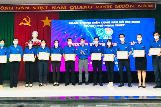 Phan Thiết:
3 tập thể dẫn đầu phong trào Đoàn và công tác thiếu nhi 