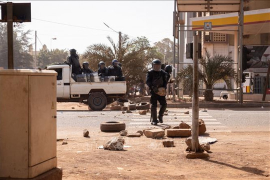 Vụ binh sĩ nổi loạn tại Burkina Faso: Lệnh giới nghiêm được ban bố, trường học đóng cửa