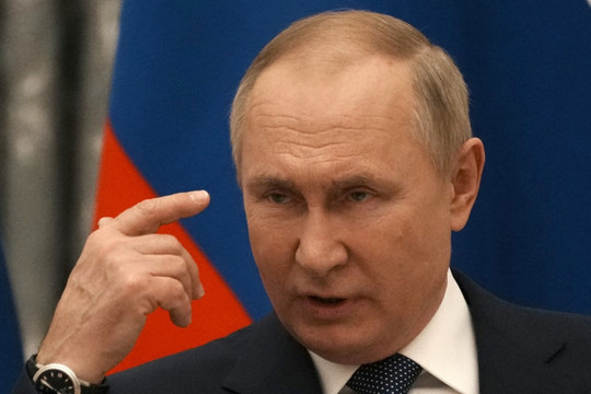 Tổng thống Putin cảnh báo nguy cơ xảy ra chiến tranh Nga-Pháp
