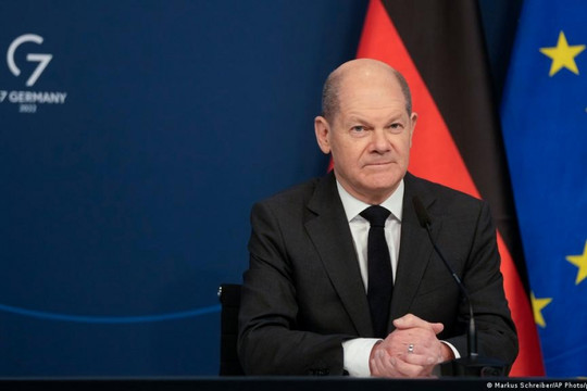Thủ tướng Đức thăm Nga tìm giải pháp xoa dịu khủng hoảng Ukraine
