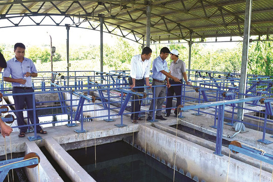 Trung tâm Nước sạch và VSMTNT Bình Thuận: Đầu tư nâng cấp nối mạng các hệ thống nước