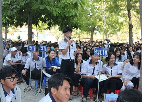 Chương trình tư vấn tuyển sinh – hướng nghiệp đặc biệt cho học sinh huyện đảo Phú Quý