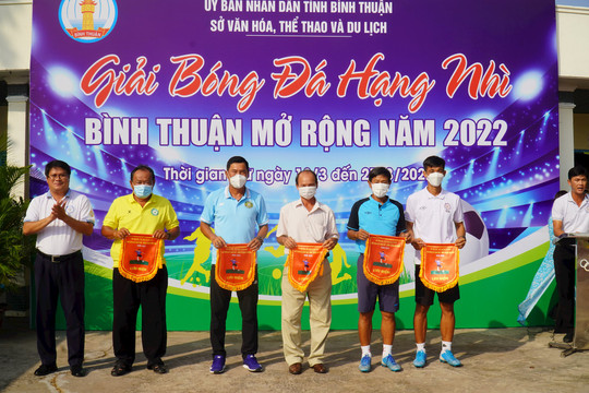 Khởi tranh giải bóng đá hạng nhì – Bình Thuận mở rộng năm 2022