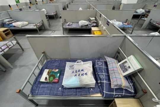 Thượng Hải bổ sung hàng chục nghìn giường cách ly cho bệnh nhân Covid-19